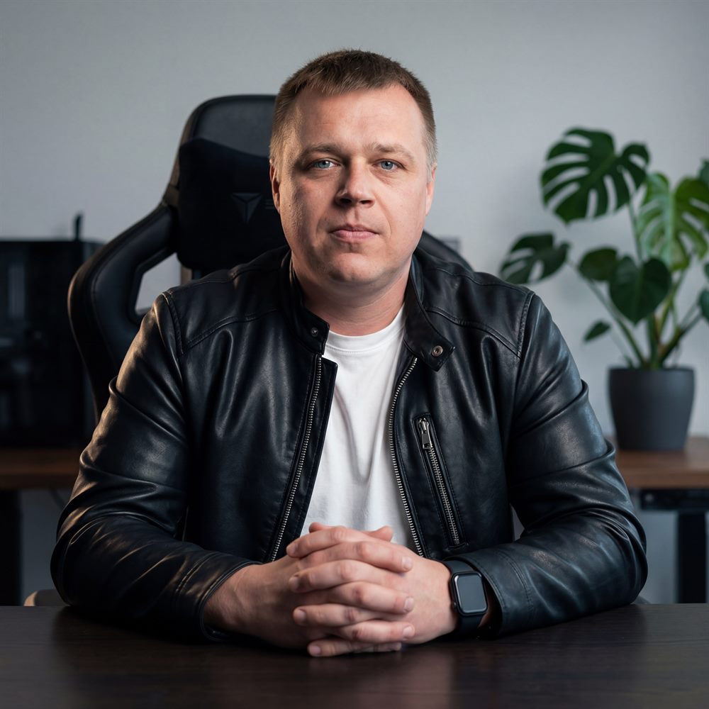 Андрей Савельев